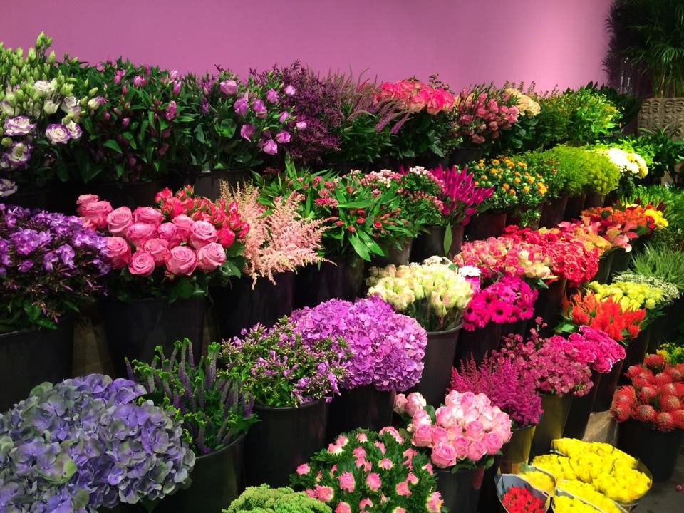 Сезонность цветов - почему некоторых цветов не бывает в наличии в магазинах? (Интернет-магазин цветовFloraShop.KZ)